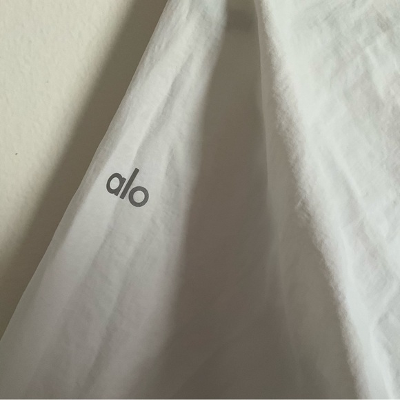 Alo Yoga Cropped 1/4 Zip Alumni Pullover White S - Picture 9 of 15